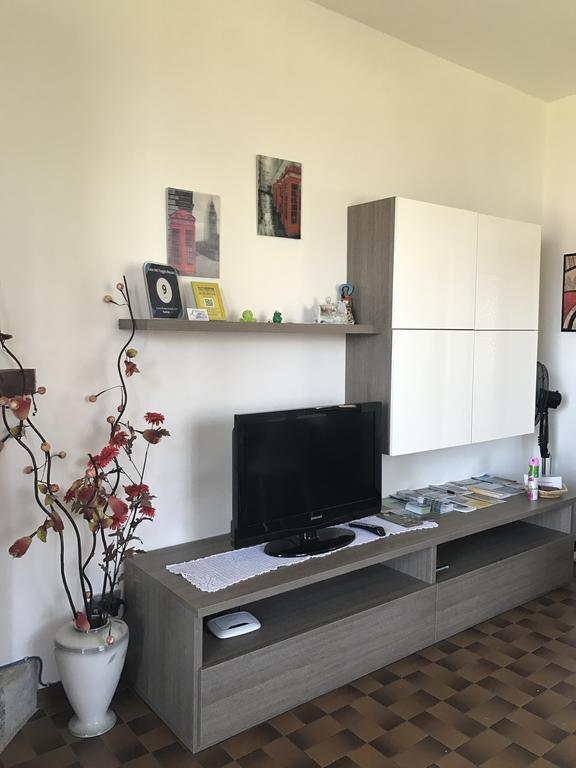Apartamento Casa Del Faggio Rosso Bellagio Exterior foto